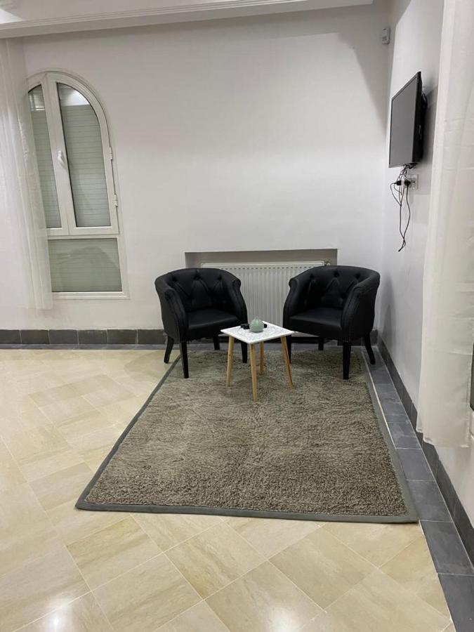 Avec Piscine